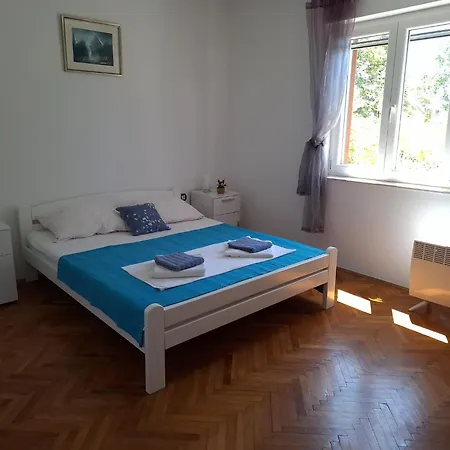 Lilium Apartment *