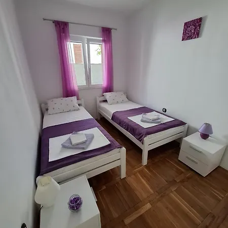 Lilium Apartament Starigrad Paklenica